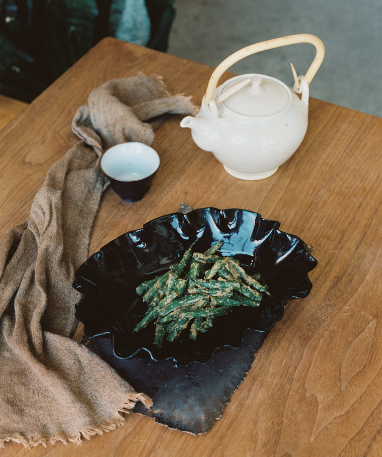 Oval Ruffled Serving Bowl