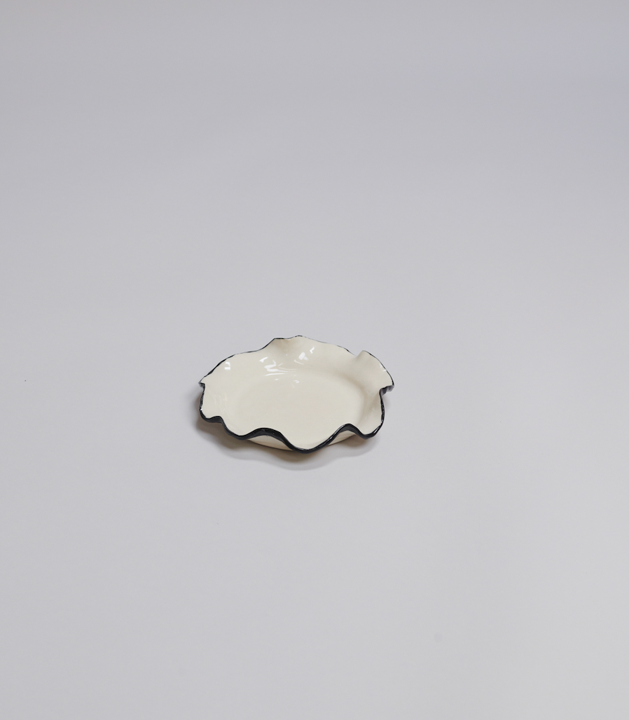 Ruffle Plate *Small Bread Plate