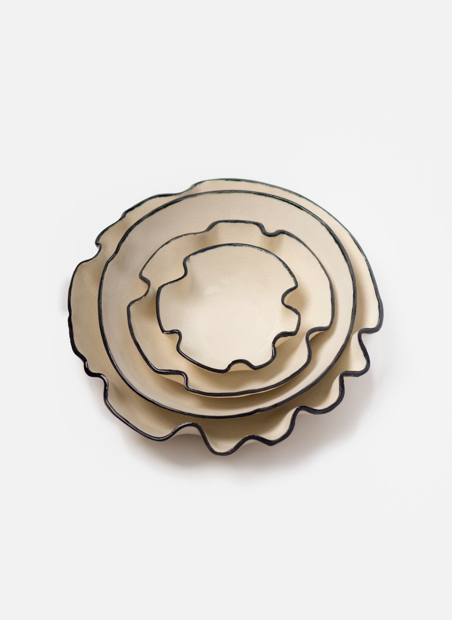Ruffle Salad Bowl